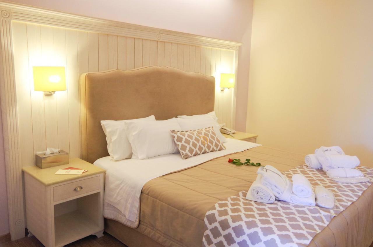 Art Hotel Debono (Adults Only) Gouvia Exterior photo